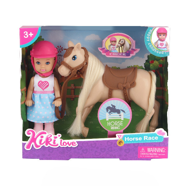 Panenka Kiki s koněm