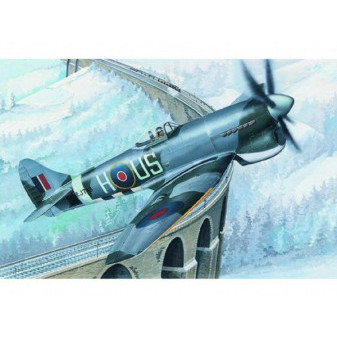 Model Hawker Tempest MK.V 14,2x17,3cm w pudełku 25x14,5x4,5cm