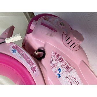 Injusa Elektrická motorka SCOOTER DISNEY PRINCESS 6V
